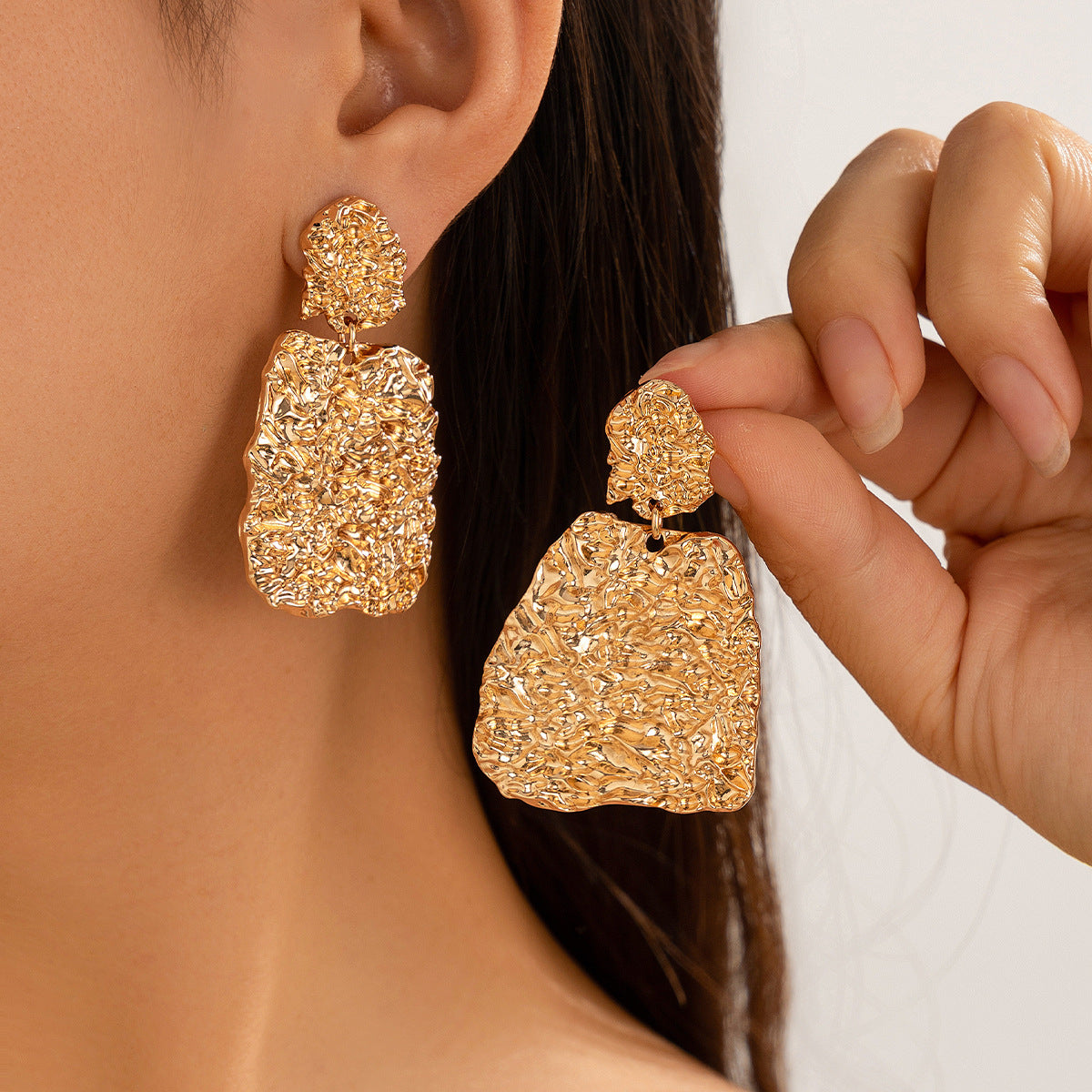 Luxury Gold scallop earrings  large circle earrings
