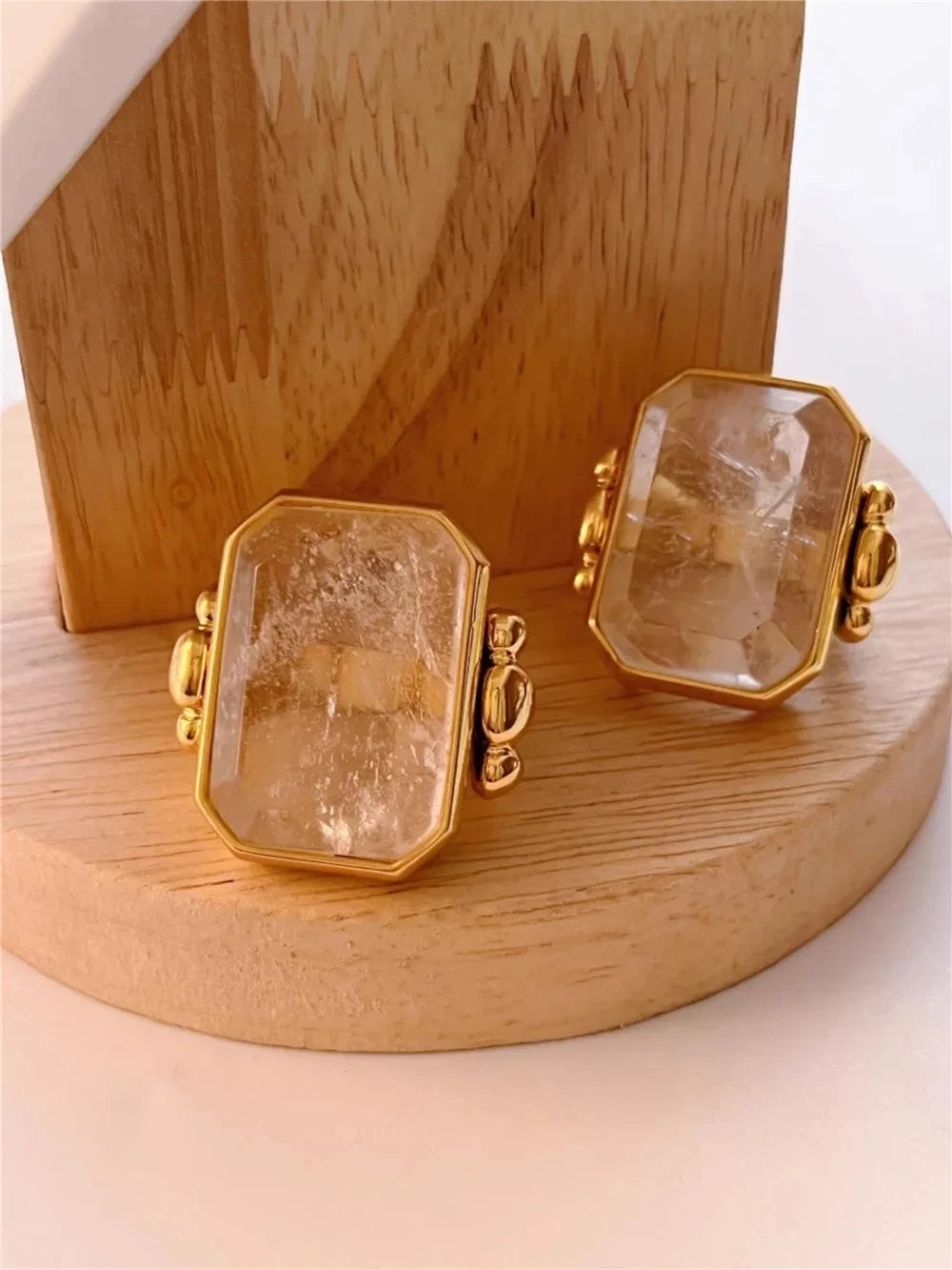 Trending Fashion Retro Square Natural Stone Crystal Ring