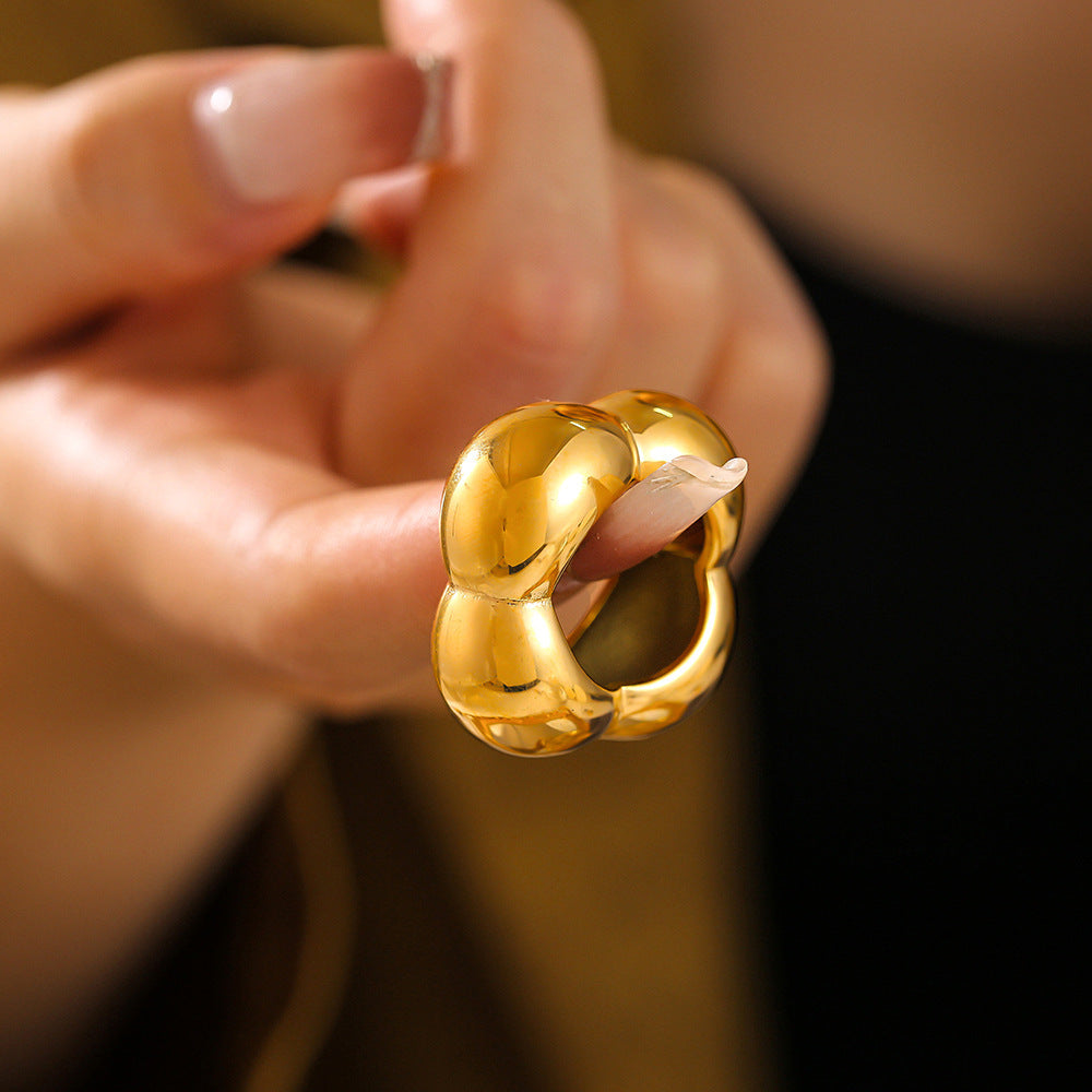 Fashionable hollow flower smooth geometric ring for women