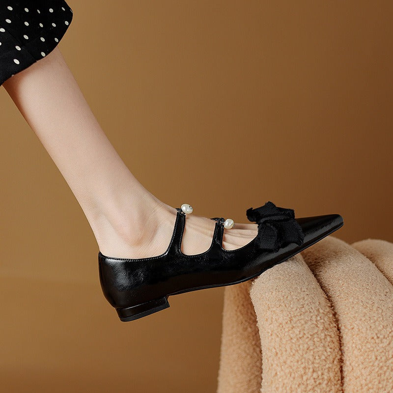 Women's new style shoes with pointed toe bows